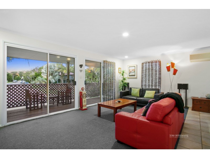 41 Wavecrest Drive, Castaways Beach QLD 4567