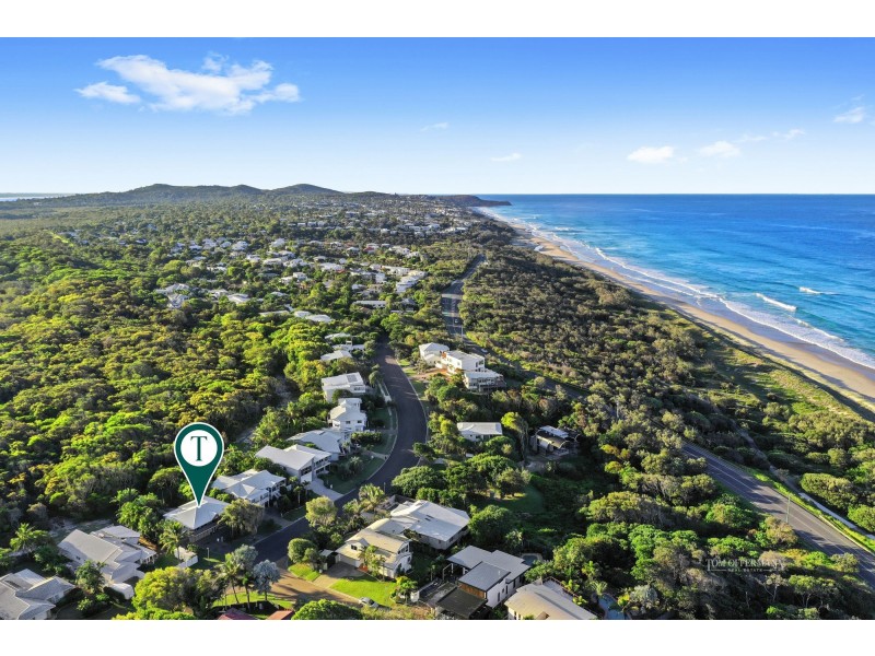 41 Wavecrest Drive, Castaways Beach QLD 4567