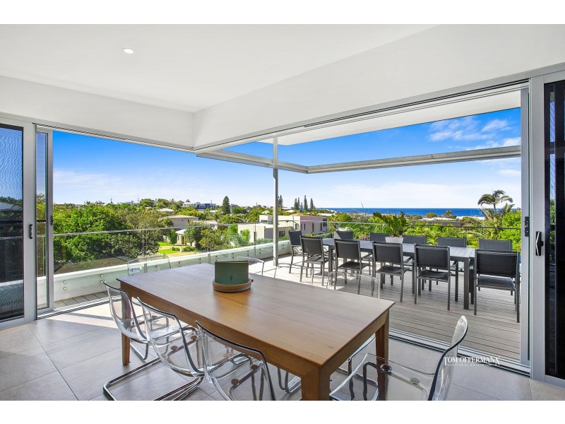 27 Woodlark Rise, Sunrise Beach QLD 4567
