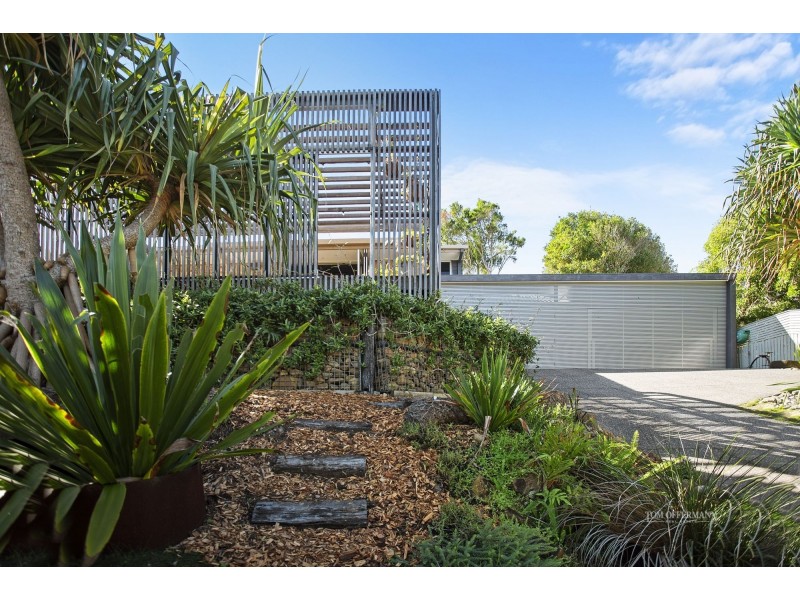 4 Nebula Street, Sunshine Beach QLD 4567