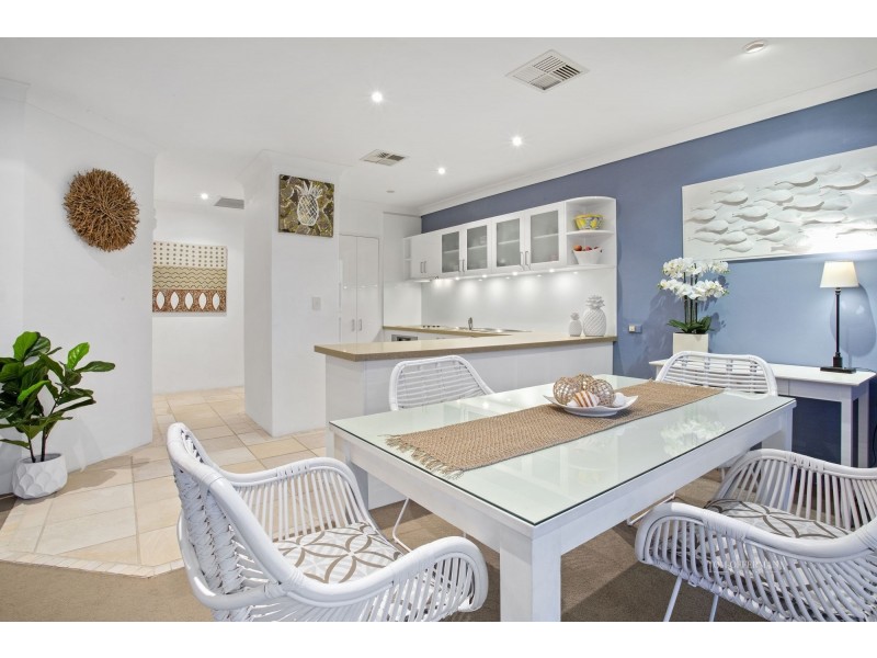 22/86 Noosa Parade, Noosa Heads QLD 4567