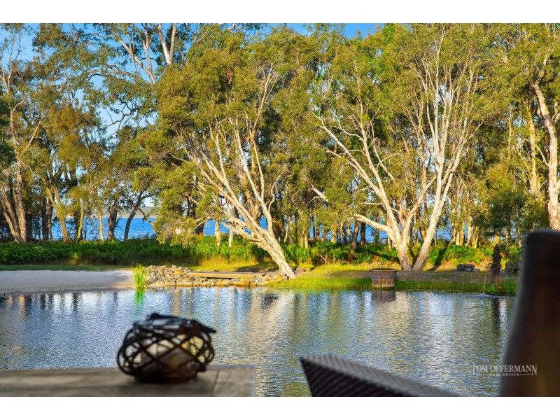 1A Lake Weyba Drive, Weyba Downs QLD 4562