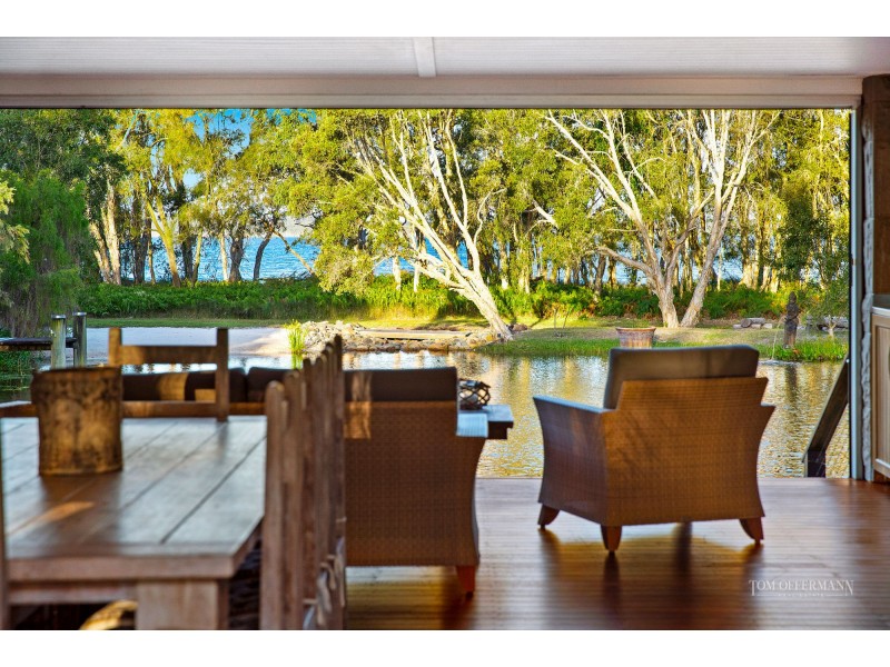 1A Lake Weyba Drive, Weyba Downs QLD 4562