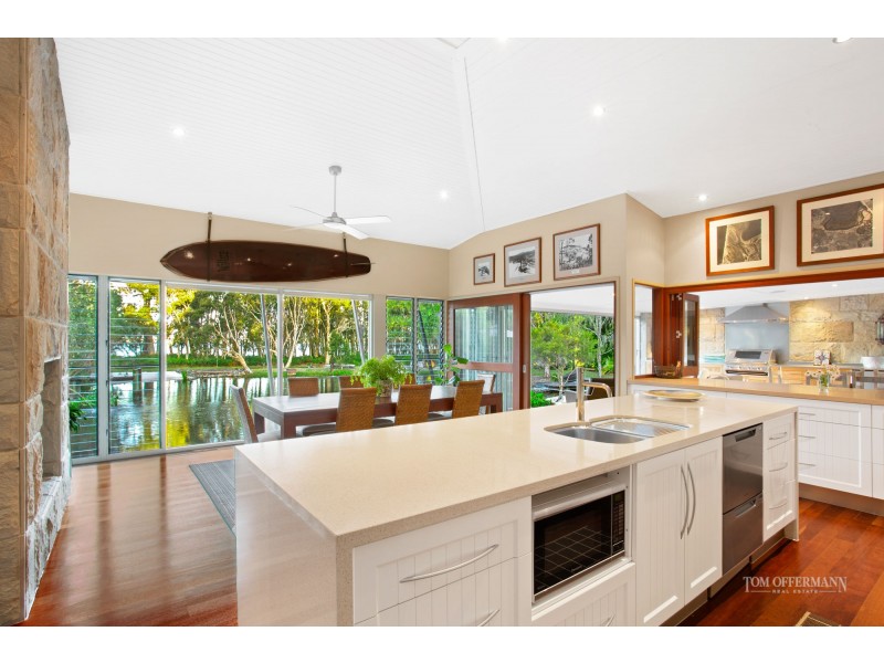 1A Lake Weyba Drive, Weyba Downs QLD 4562