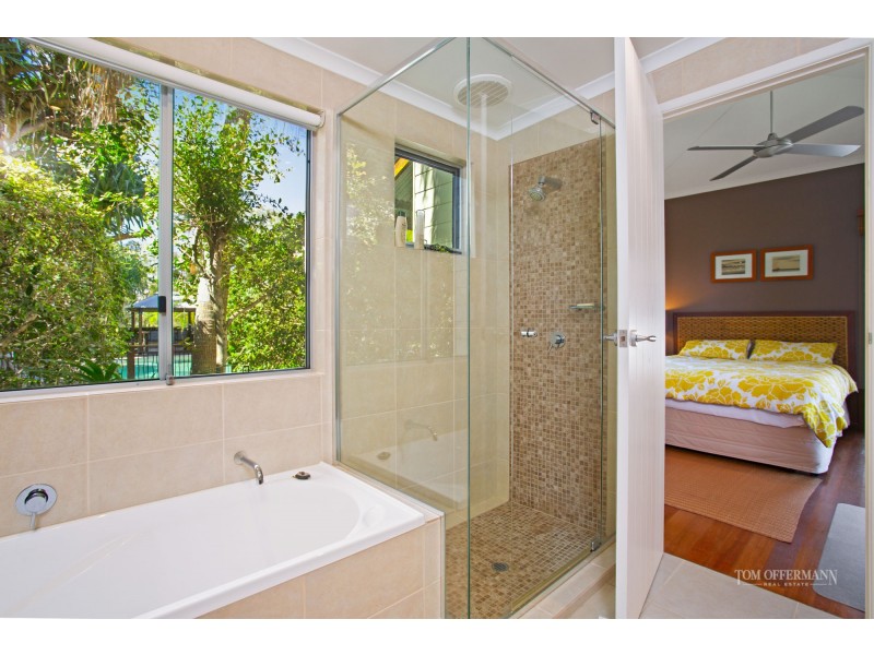 1A Lake Weyba Drive, Weyba Downs QLD 4562