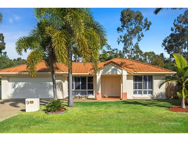 9 Sternlight Street, Noosa Waters QLD 4566