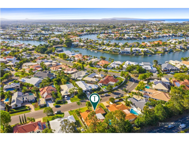 9 Sternlight Street, Noosa Waters QLD 4566