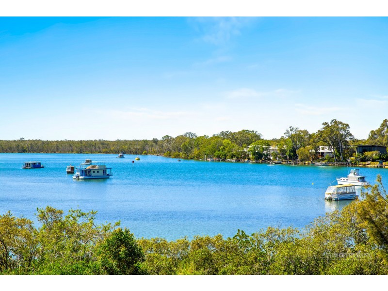 19 Myles Street, Tewantin QLD 4565