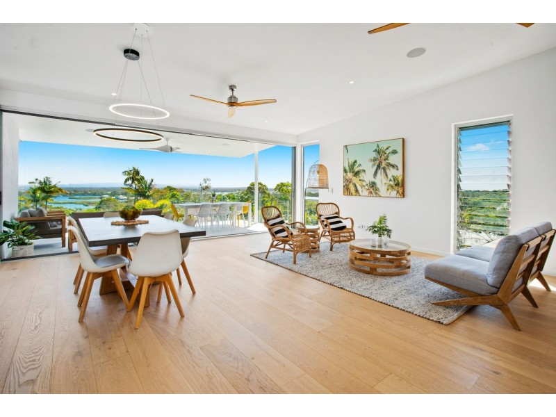 33 Arkana Drive, Noosa Heads QLD 4567