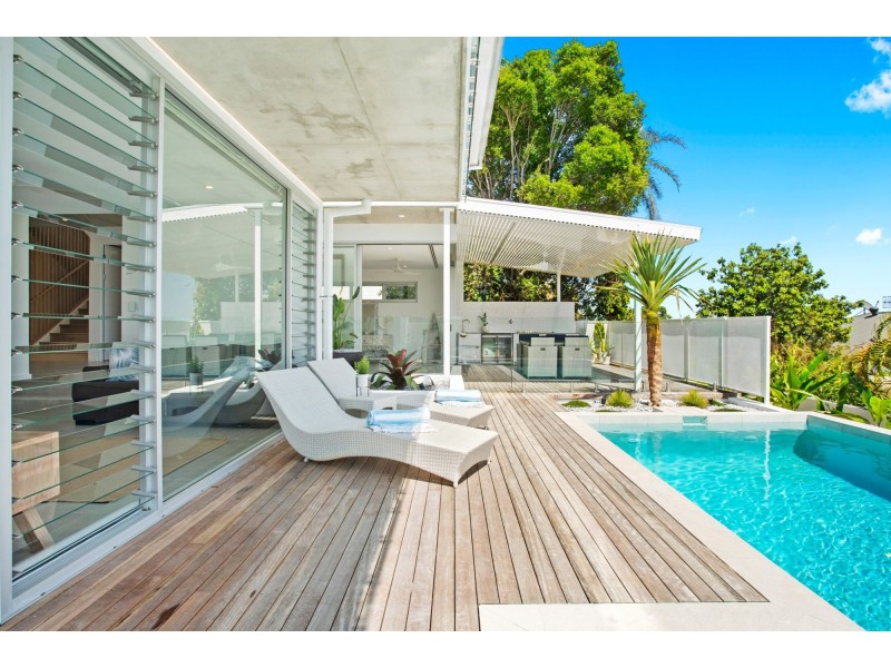 33 Arkana Drive, Noosa Heads QLD 4567