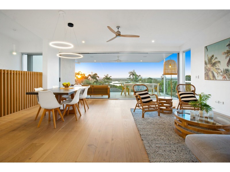 33 Arkana Drive, Noosa Heads QLD 4567