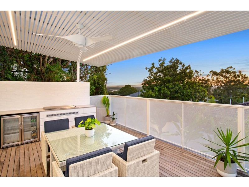 33 Arkana Drive, Noosa Heads QLD 4567