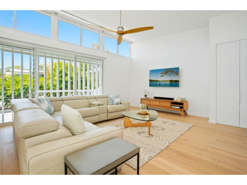 33 Arkana Drive, Noosa Heads QLD 4567