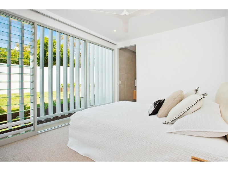 33 Arkana Drive, Noosa Heads QLD 4567