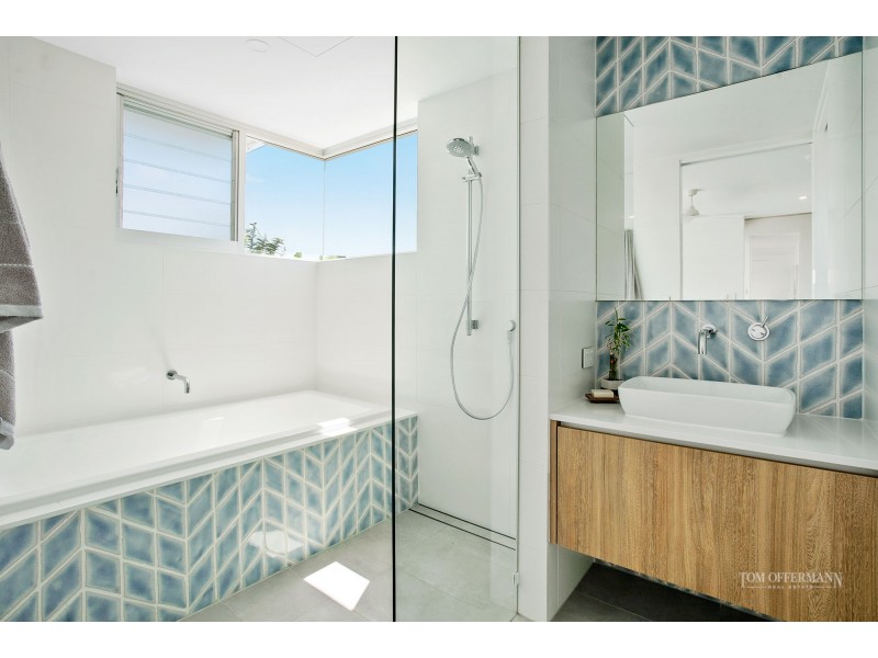 33 Arkana Drive, Noosa Heads QLD 4567