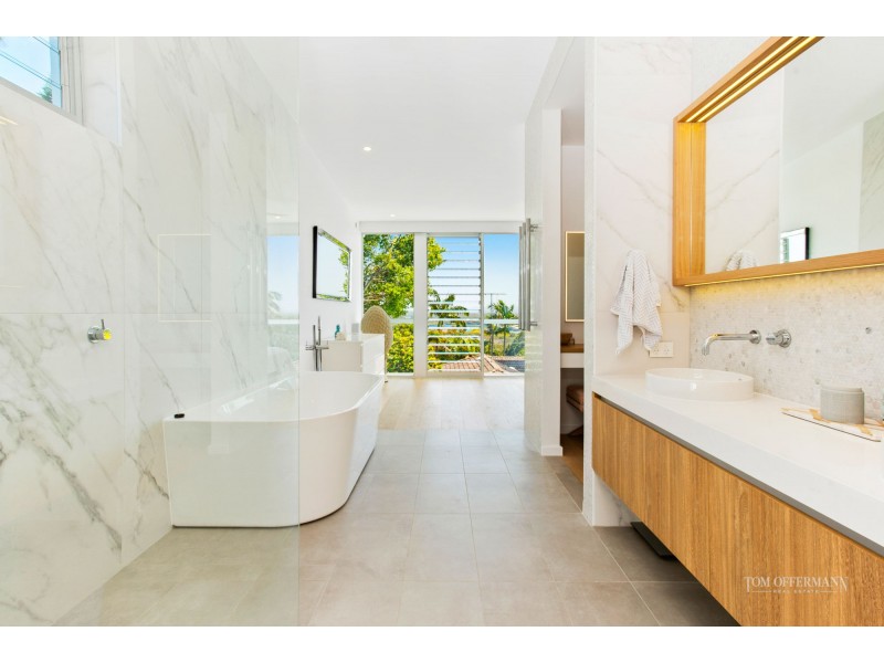 33 Arkana Drive, Noosa Heads QLD 4567