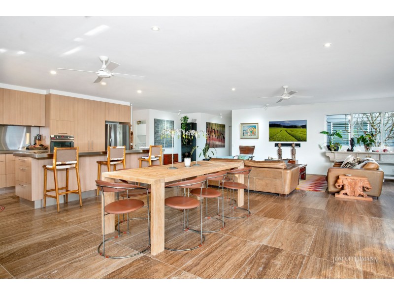 8 Ravenwood Drive, Noosa Heads QLD 4567