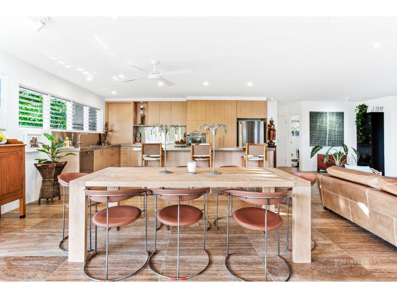 8 Ravenwood Drive, Noosa Heads QLD 4567