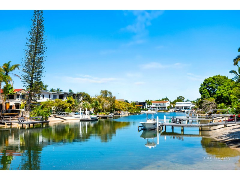 8 Ravenwood Drive, Noosa Heads QLD 4567