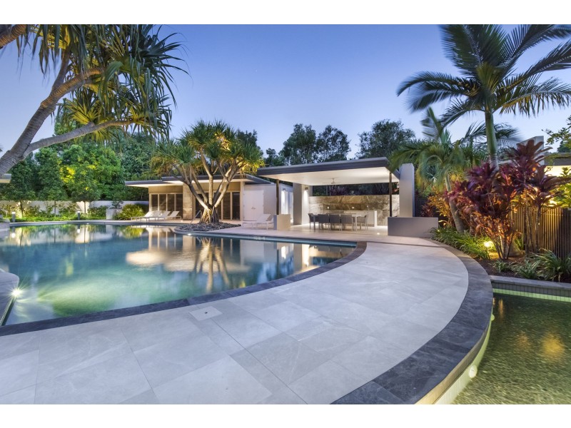 14/10 Serenity Close, Noosa Heads QLD 4567