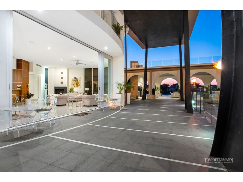 29-31 The Peninsula, Noosa Waters QLD 4566