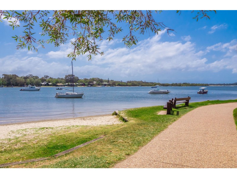 1/19-21 Russell Street, Noosaville QLD 4566