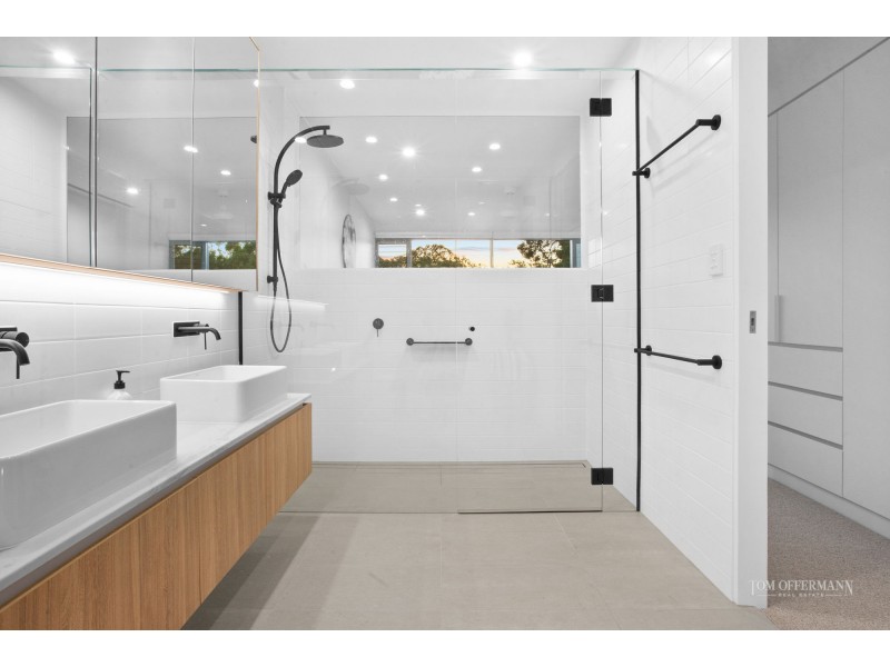 1002/7 Sedgeland Drive, Noosa Heads QLD 4567