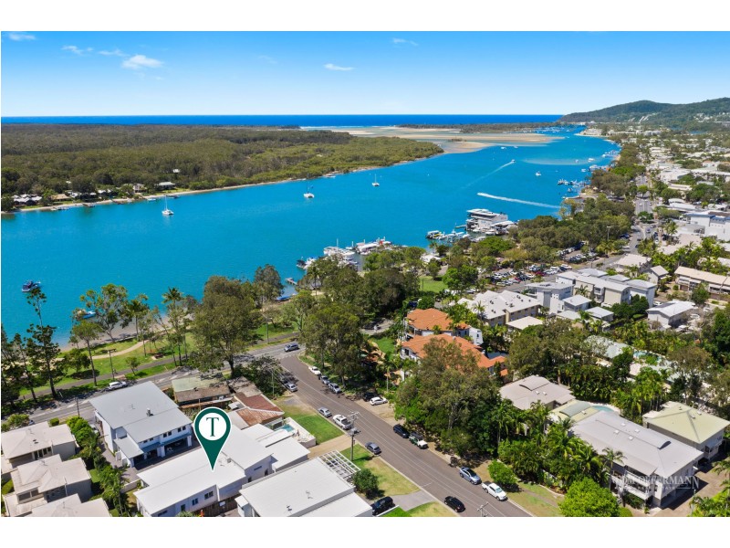 3 Robert Street, Noosaville QLD 4566