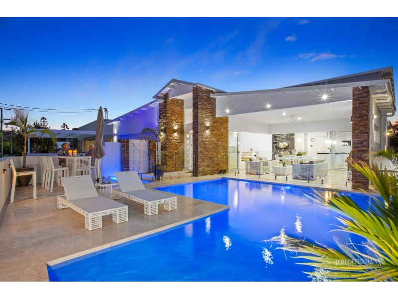 3 Robert Street, Noosaville QLD 4566