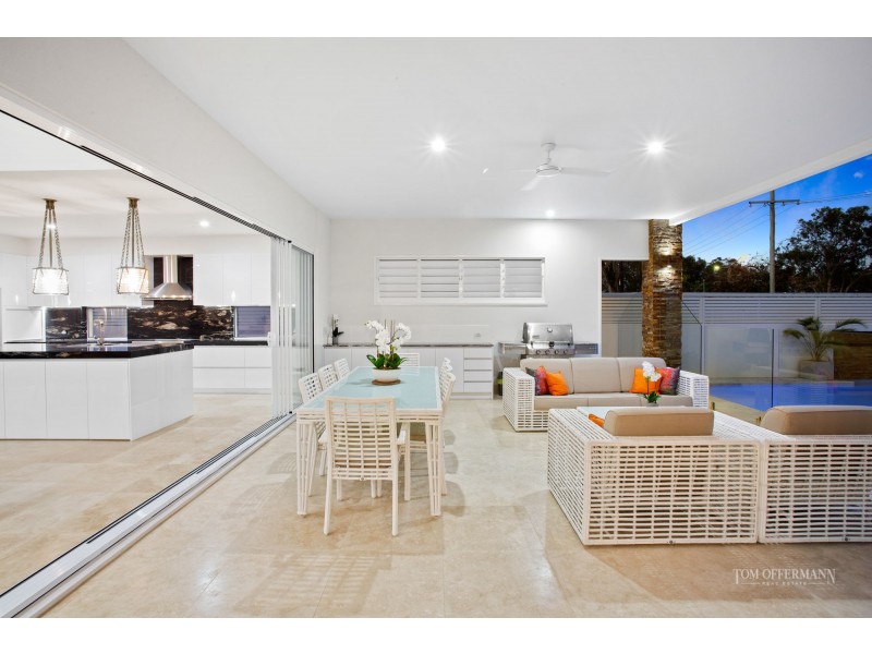 3 Robert Street, Noosaville QLD 4566