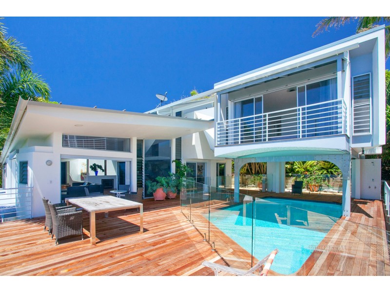 8/27 Ross Crescent, Sunshine Beach QLD 4567
