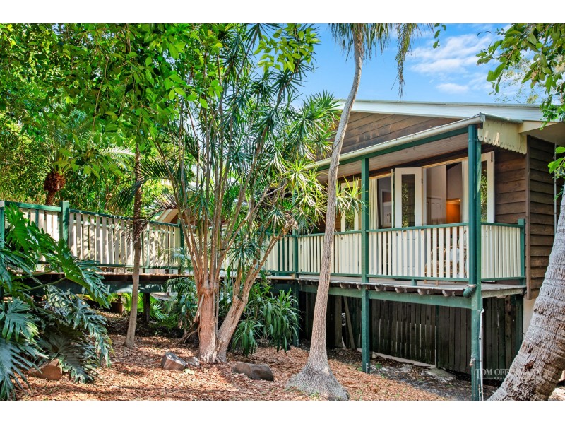 14 Leslie Drive, Noosa Heads QLD 4567
