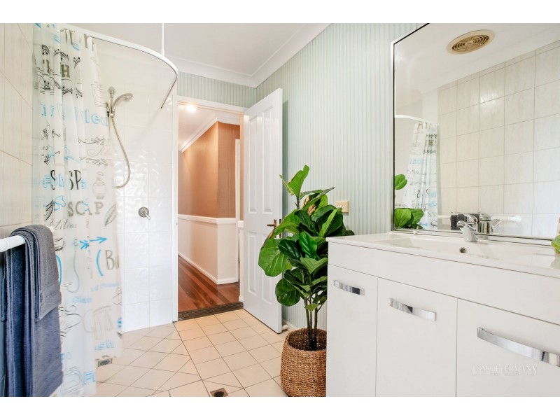 14 Leslie Drive, Noosa Heads QLD 4567