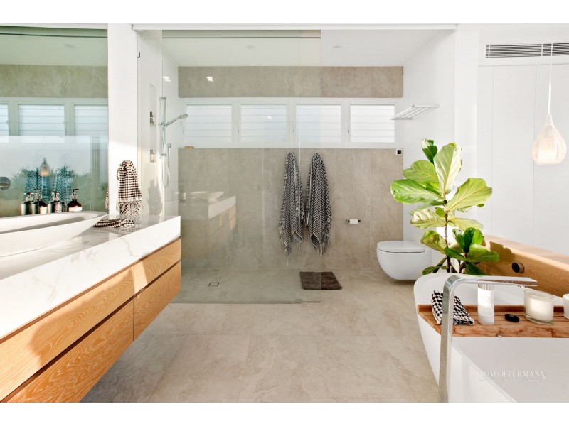 2/56 David Low Way, Sunrise Beach QLD 4567