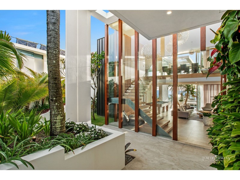 2/56 David Low Way, Sunrise Beach QLD 4567