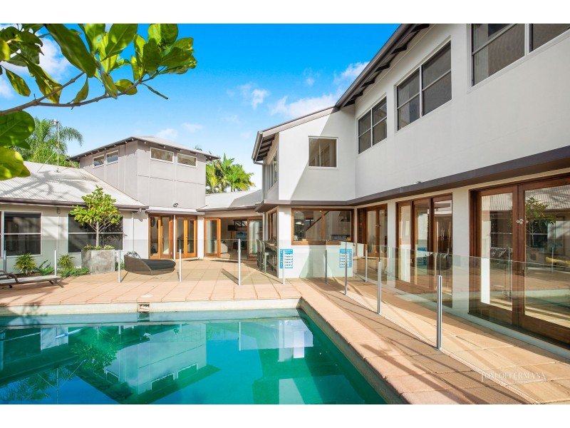 15 Cooran Court, Noosa Heads QLD 4567