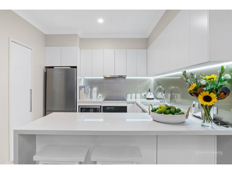 2/1 Ketch Place, Noosaville QLD 4566