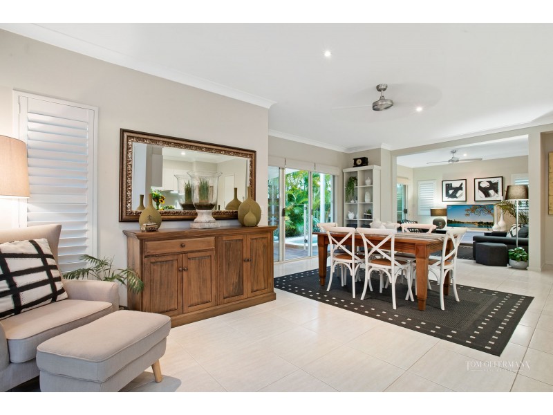 2/1 Ketch Place, Noosaville QLD 4566