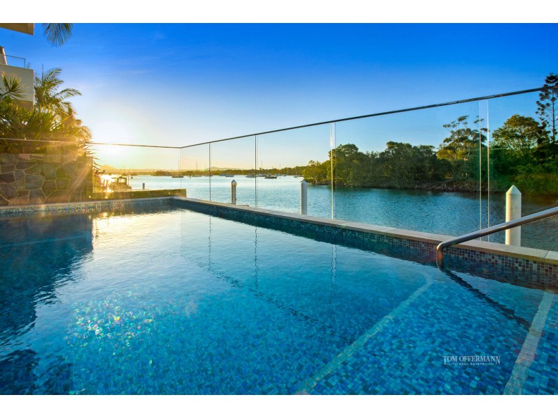 8 Noosa Parade, Noosa Heads QLD 4567
