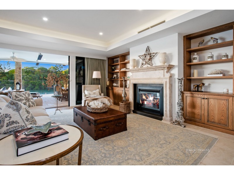 8 Noosa Parade, Noosa Heads QLD 4567