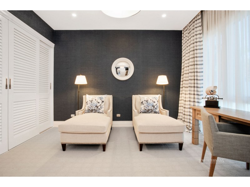 8 Noosa Parade, Noosa Heads QLD 4567