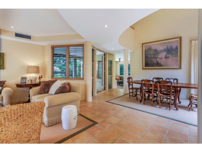 323/61 Noosa Springs Drive, Noosa Heads QLD 4567