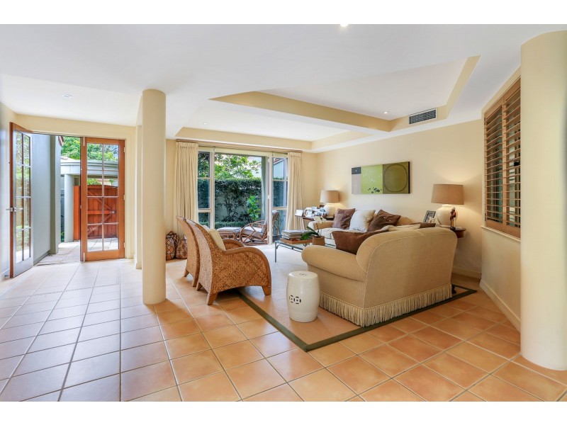 323/61 Noosa Springs Drive, Noosa Heads QLD 4567