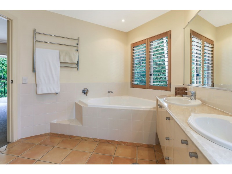 323/61 Noosa Springs Drive, Noosa Heads QLD 4567