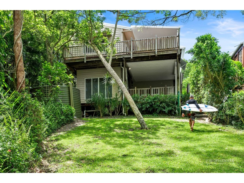 6 Adams Street, Sunshine Beach QLD 4567