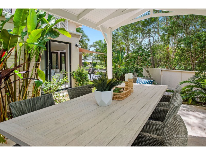 2/21 Laburnum Crescent, Noosaville QLD 4566