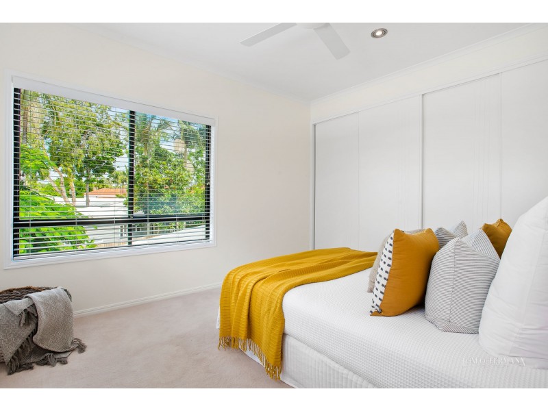 2/21 Laburnum Crescent, Noosaville QLD 4566