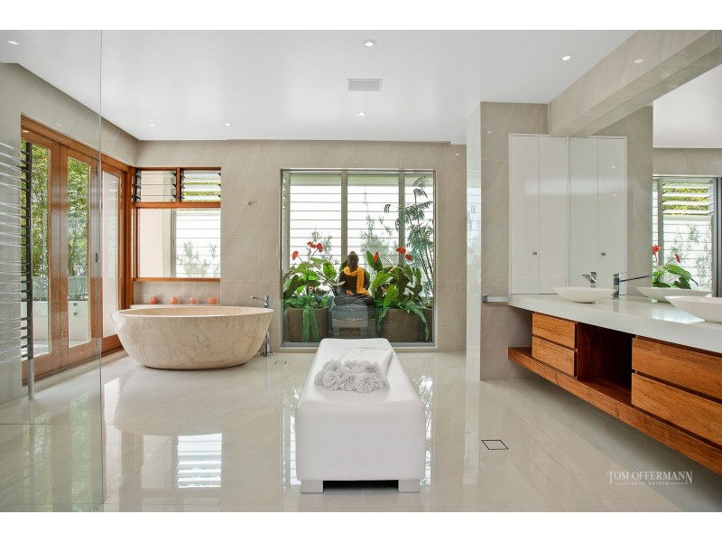 6 Allambi Rise, Noosa Heads QLD 4567