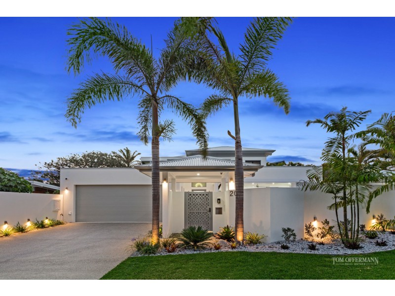 20 Yinneburra Street, Yaroomba QLD 4573