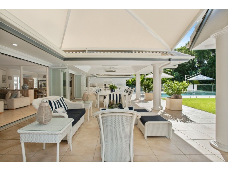 14 Habitat Place, Noosa Heads QLD 4567